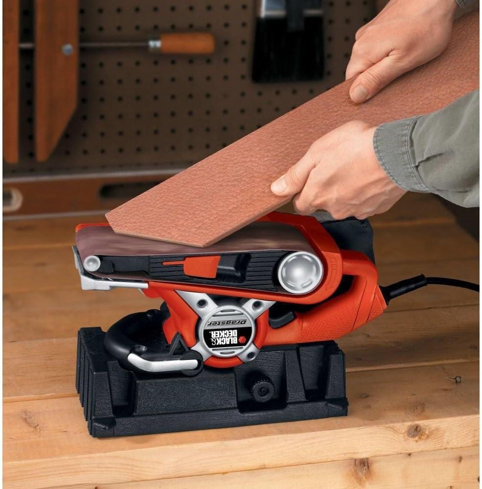 imageBLACKDECKER Belt Sander with Dust Bag 7Amp 3Inch by 21Inch DS321