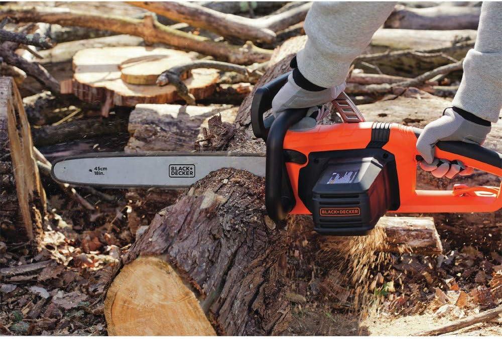 imageBLACKDECKER Electric Chainsaw Corded 18Inch 15Amp Lightweight Chain Saw with Automatic Oiler CS1518Chainsaw