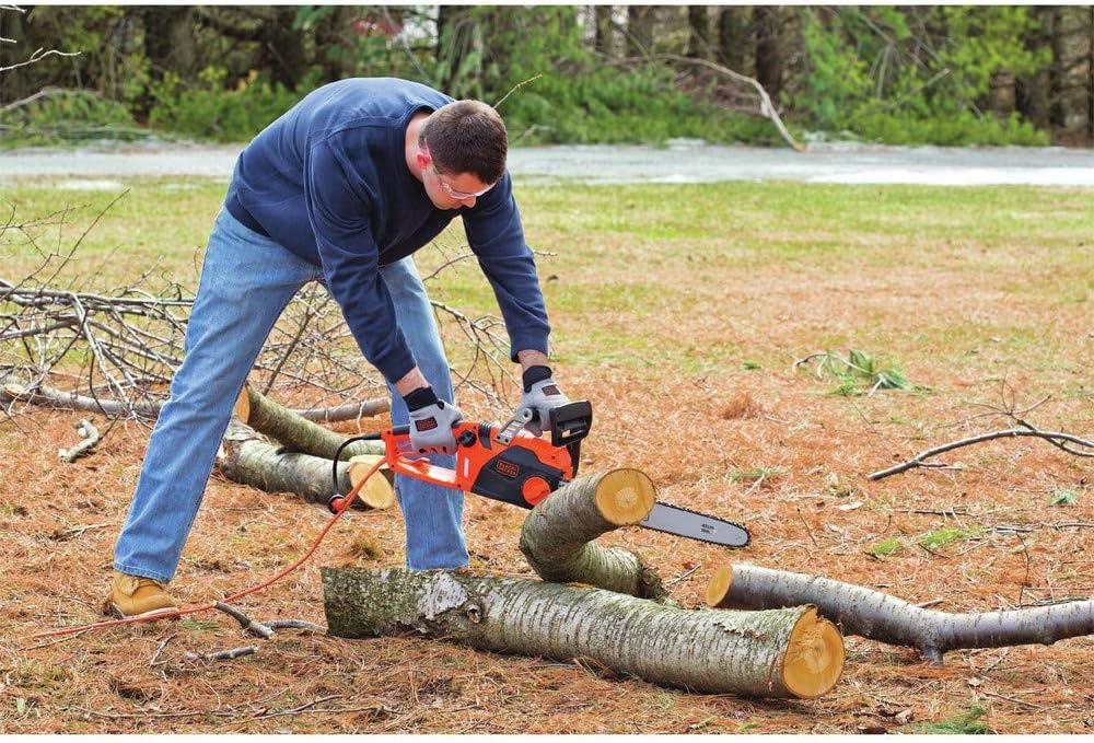 imageBLACKDECKER Electric Chainsaw Corded 18Inch 15Amp Lightweight Chain Saw with Automatic Oiler CS1518Chainsaw