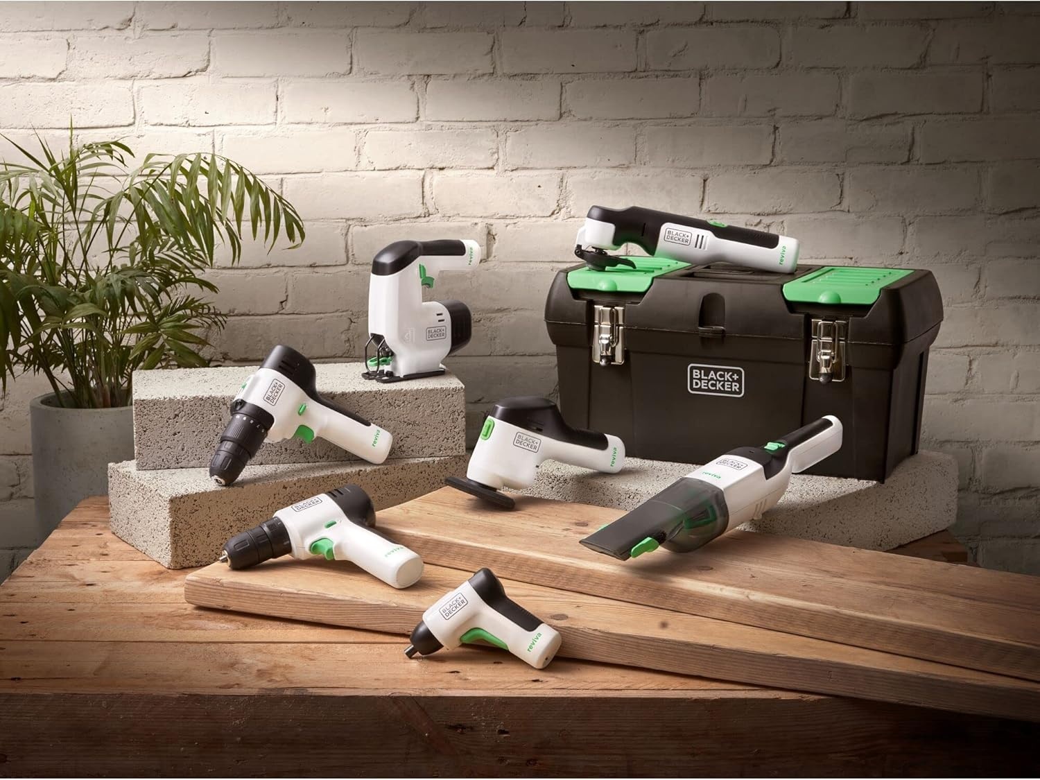 image:imageBLACKDECKER 8V MAX reviva Handheld Vacuum Cordless Transparent Dustbowl REVHV8J40